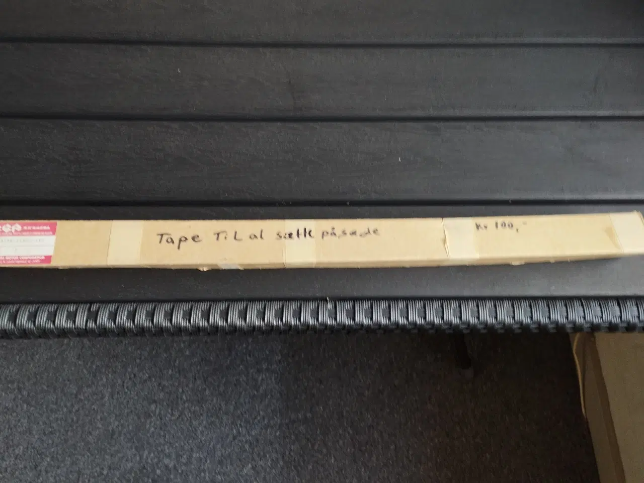 Billede 2 - Tape til at sætte på sæde til Suzuki m.c. lilla