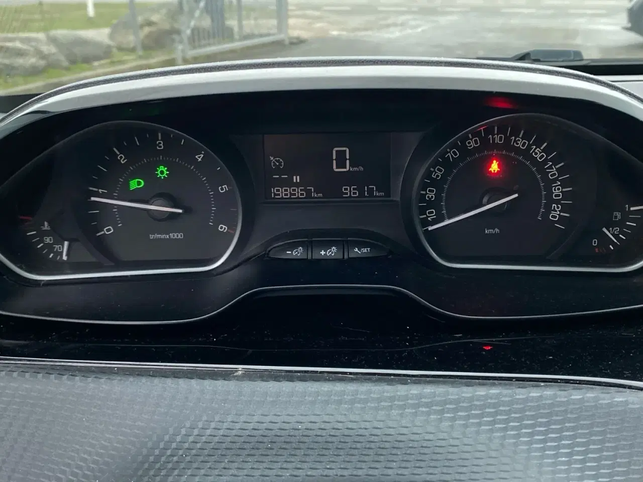 Billede 13 - Peugeot 208 1,6 BlueHDi Selection Sky 100HK 5d