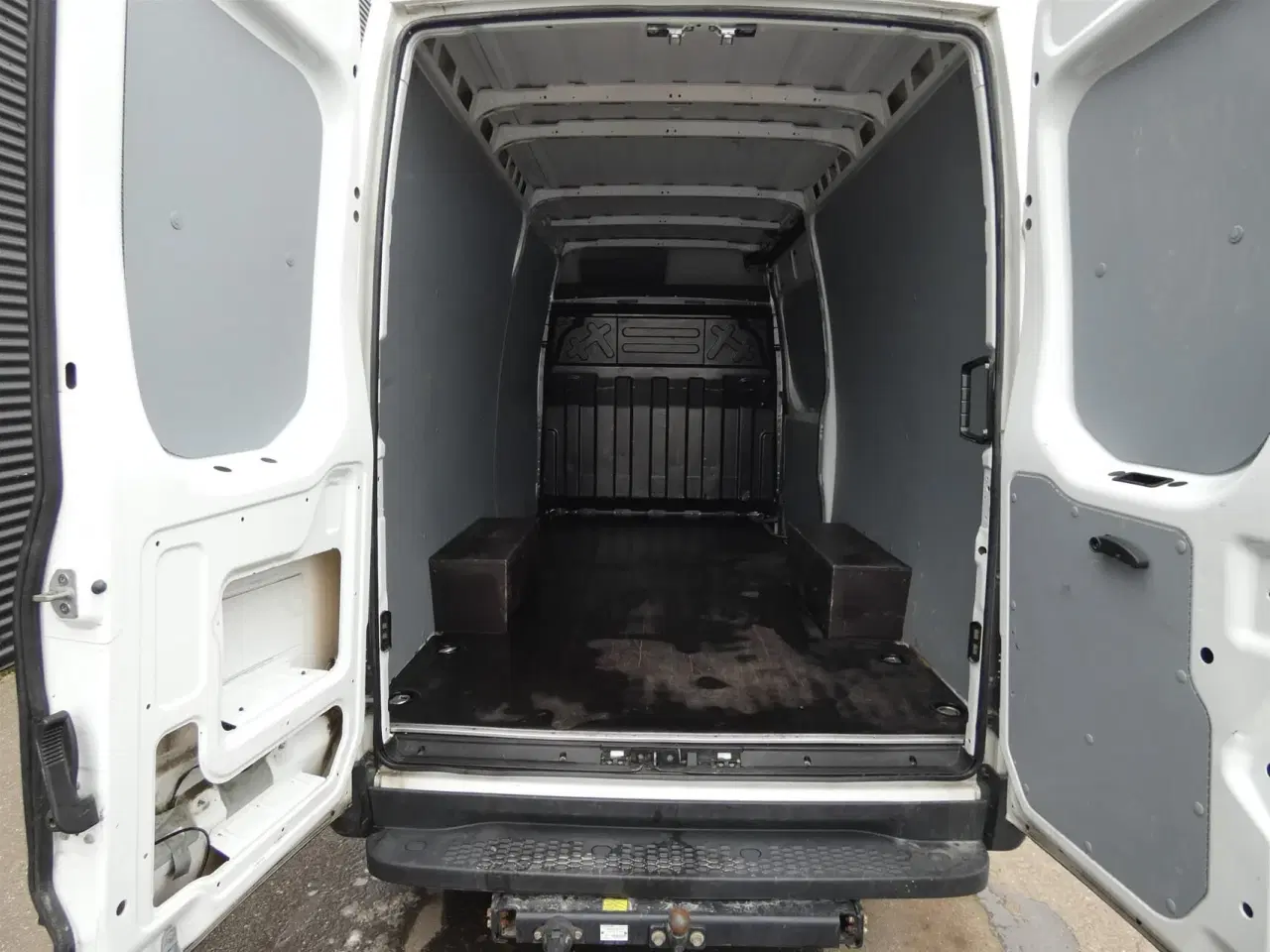 Billede 8 - Iveco Daily 35S18 12m3 3,0 D 180HK Van 8g Aut.