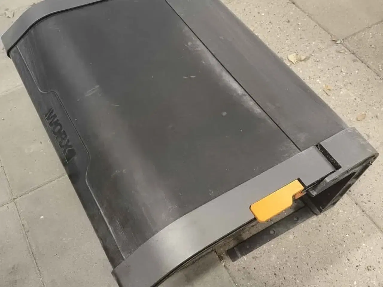 Billede 2 - Worx garage med vippefunktion