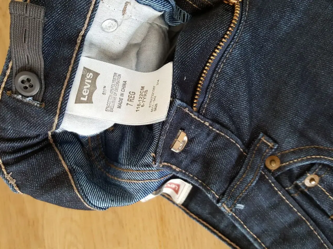 Billede 2 - Super flotte Levi's bukser, str. 6/7