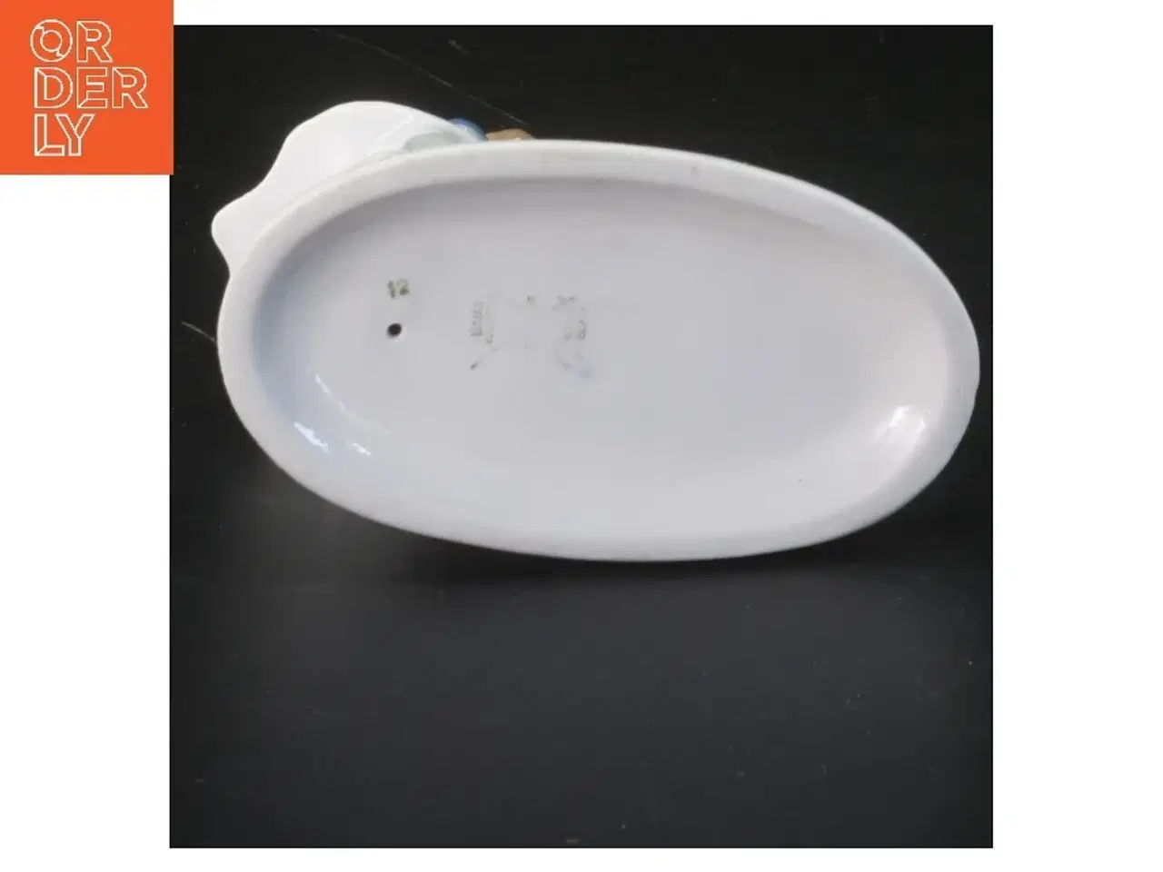 Billede 3 - Porcelænsfigur af pige og dådyr (str. 13x11 cm)