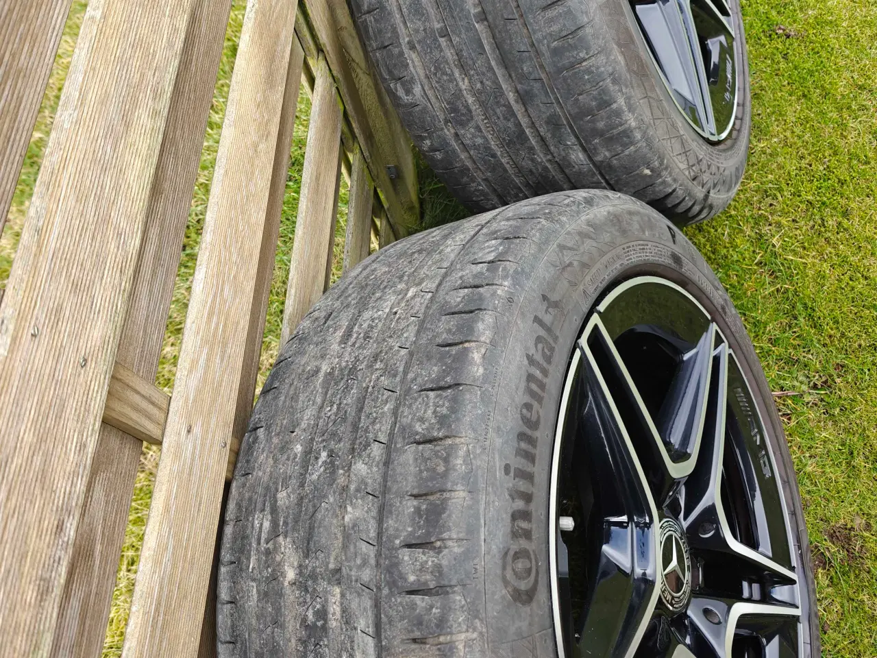 Billede 3 - Mercedes originale sorte AMG fælge med dæk.