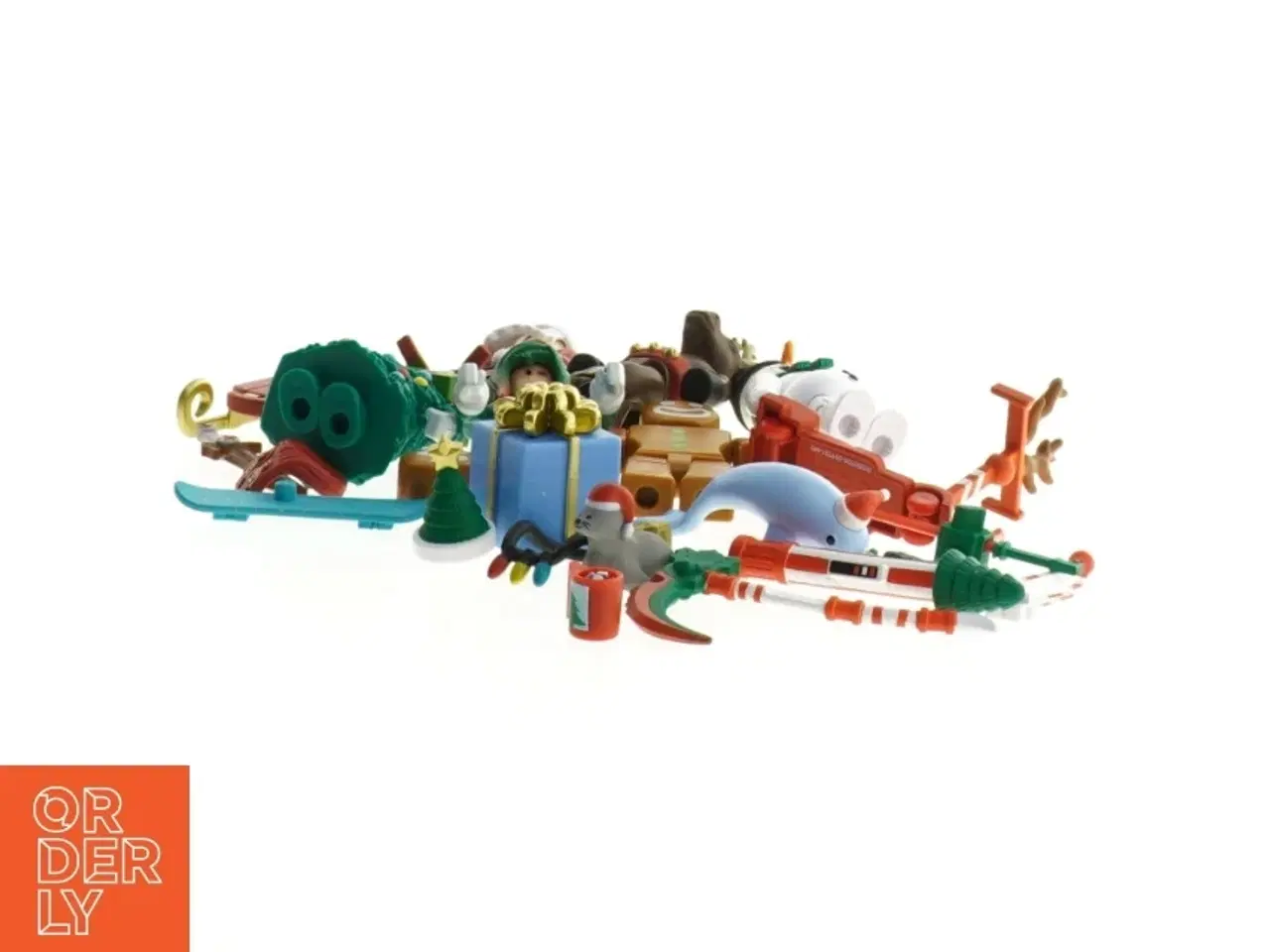 Billede 2 - Blandede Roblox Julefigurer med tilbehør (str. 8 cm)