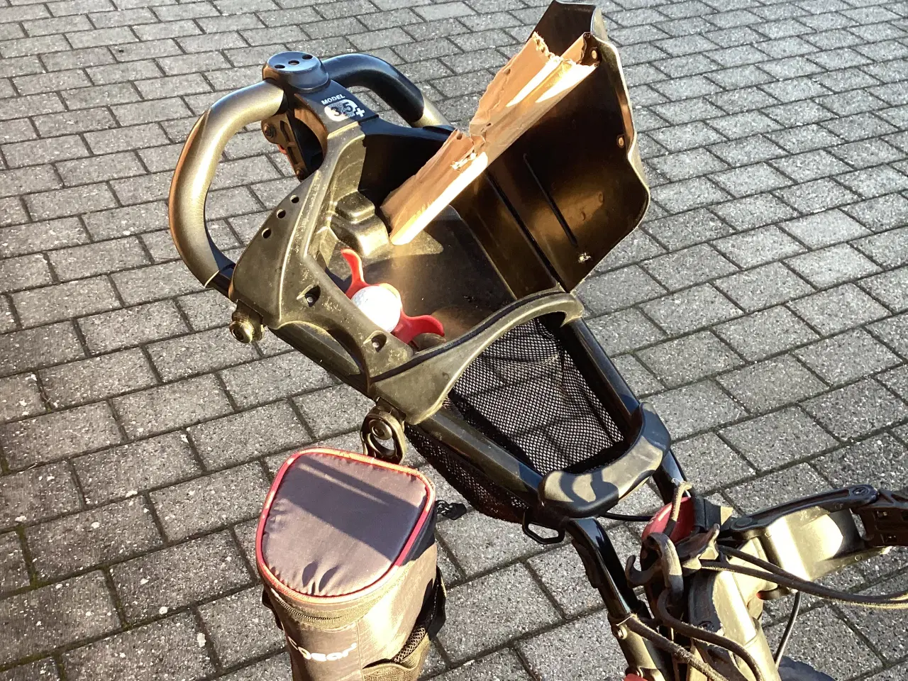 Billede 2 - Velholdt CLICGEAR GOLFVOGN m/stor kølebeholder