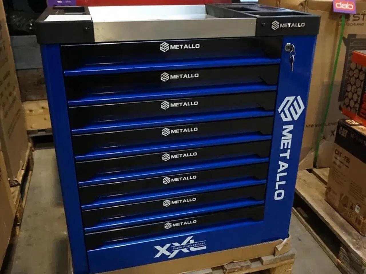 Billede 1 - Metallo Værktøjsvogn XXL med værktøj og 8 skuffer og sideskab