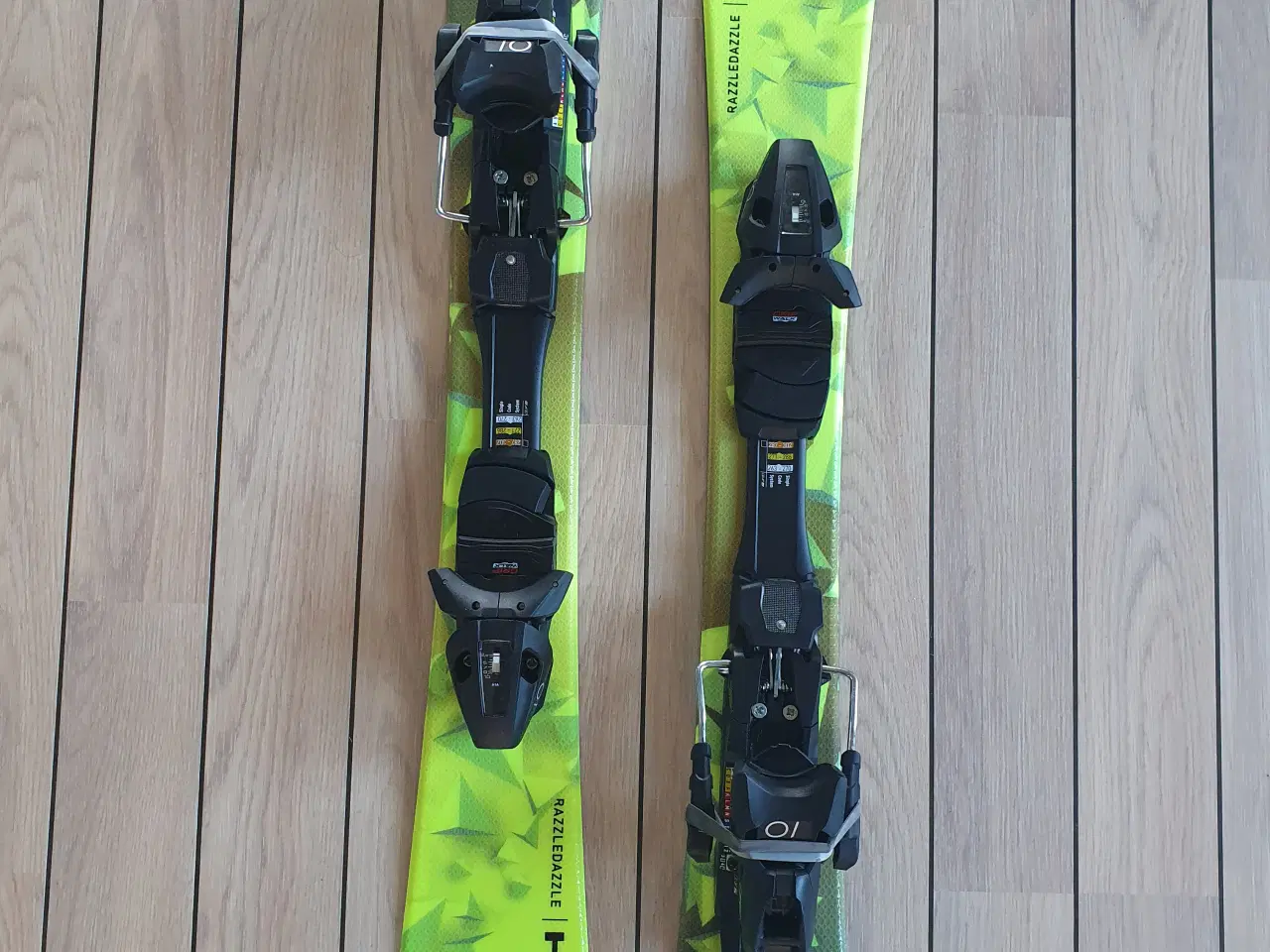 Billede 2 - Head Razzledazzle ski