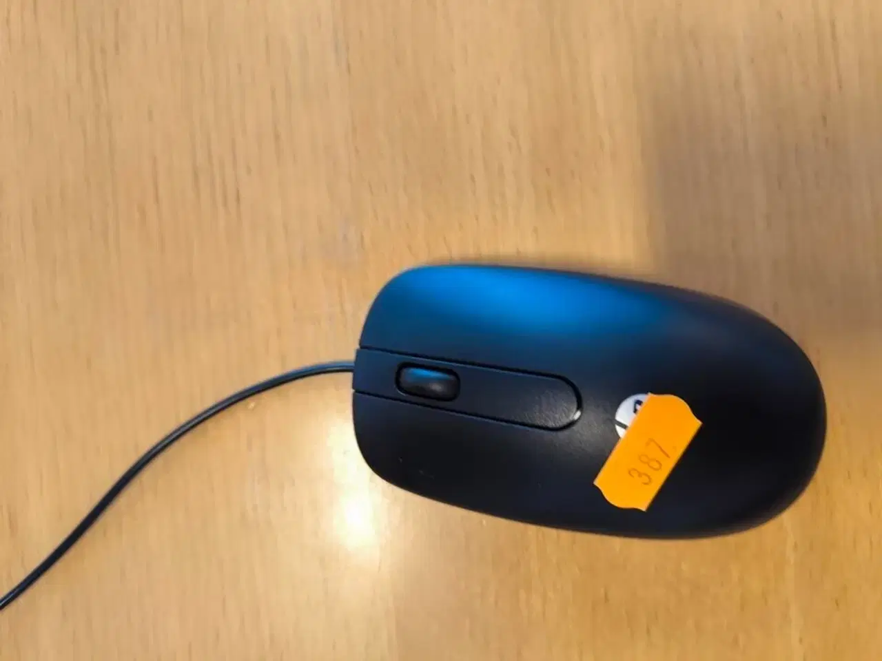 Billede 1 - Skærm 22" m. tastatur HP L2206w (PC medfølger ikke)