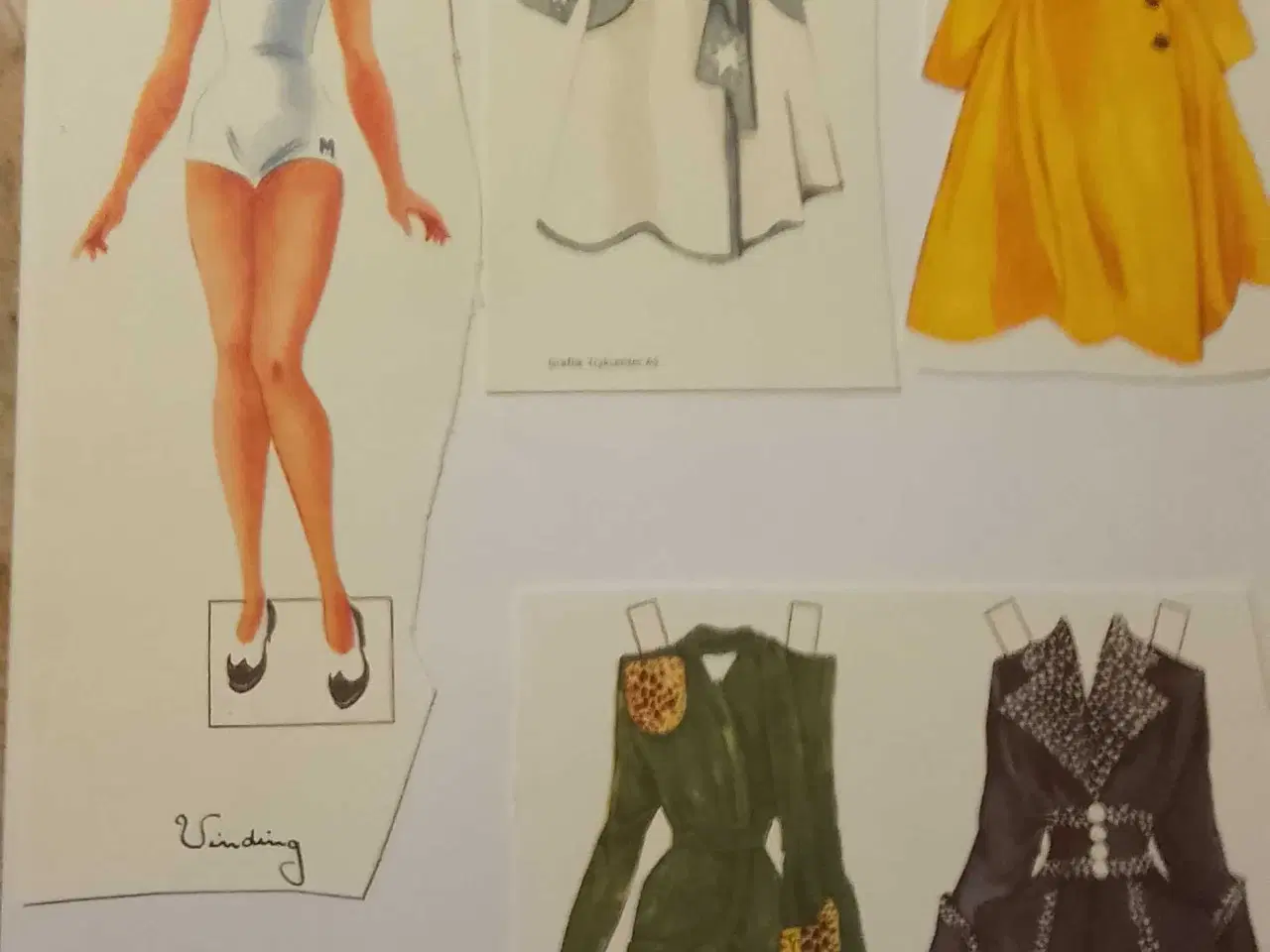 Billede 6 - Påklædningsdukker 