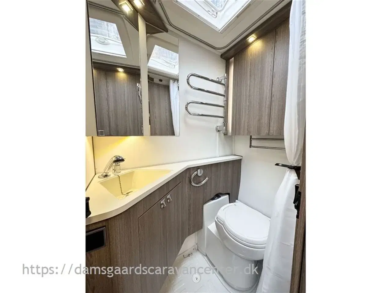 Billede 18 - 2016 - Kabe Imperial 560 XL KS Franskseng-Alde-Gulvvarme-Aircon-Mover-Telt