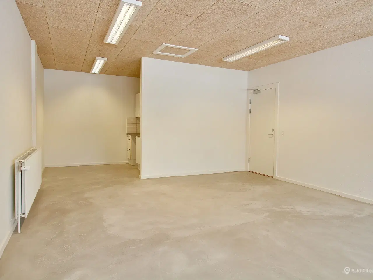 Billede 3 - Lager/produktion ved Jyllingevej 1 km fra E47/E55