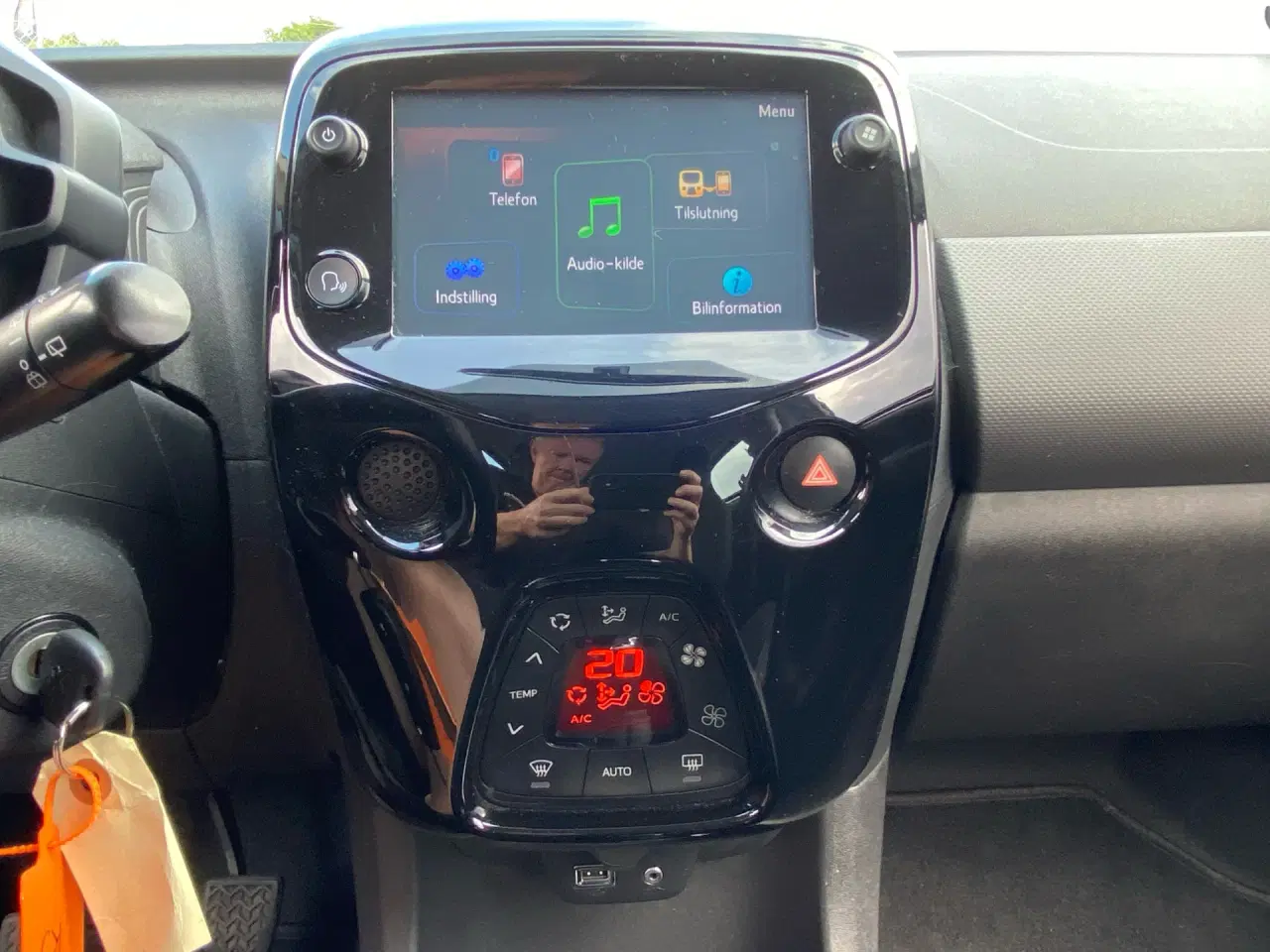 Billede 10 - Peugeot 108 1,0 e-Vti Allure+ 72HK 5d