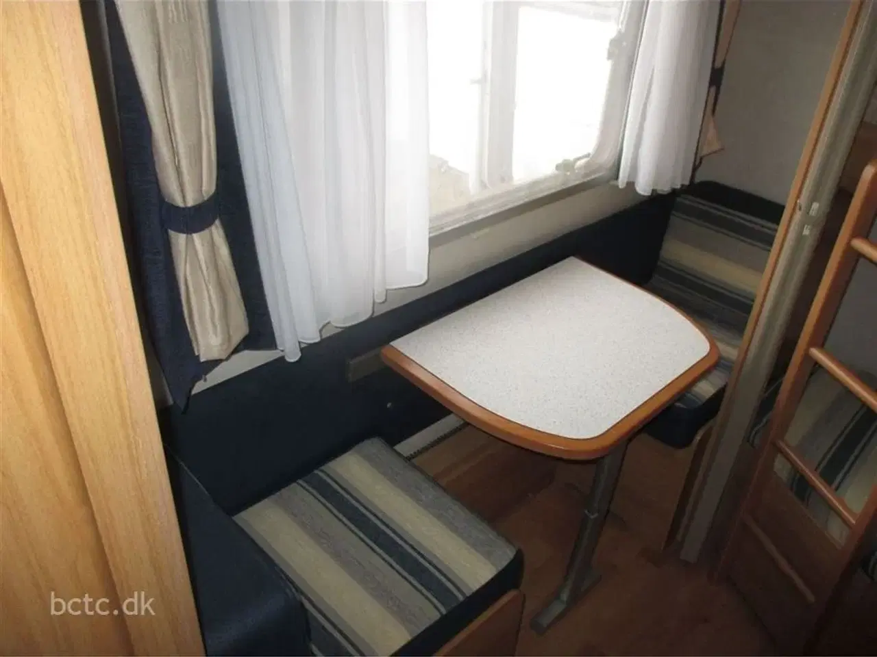 Billede 9 - 2014 - Adria Classica 663 UK Køjevogn