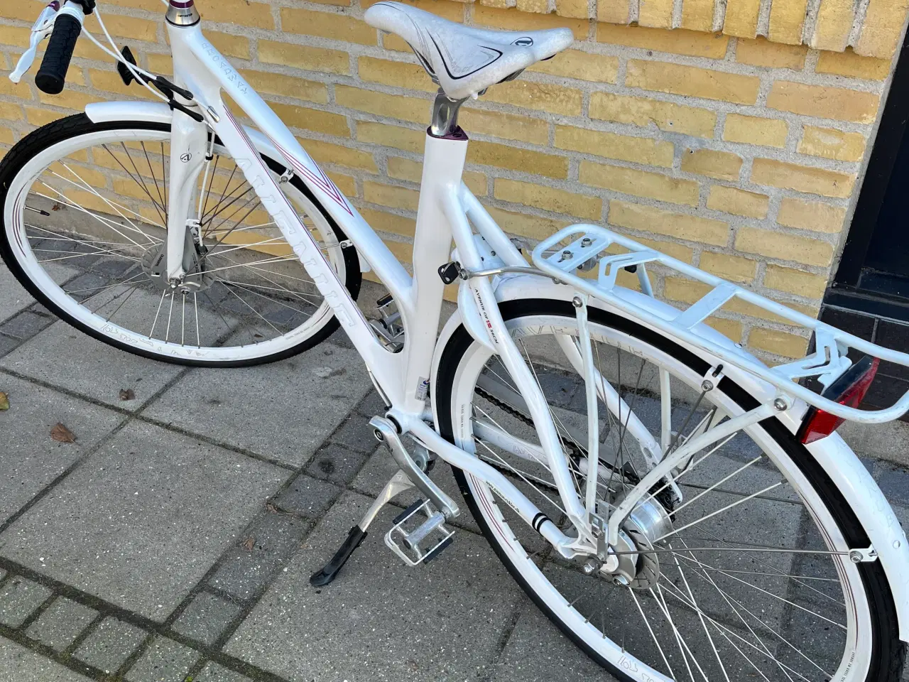 Billede 1 - Avenue damecykel