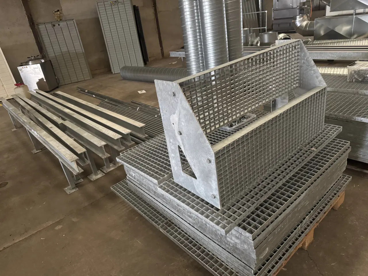 Billede 3 - Elefantrist Platform and trappe - galvaniseret stå