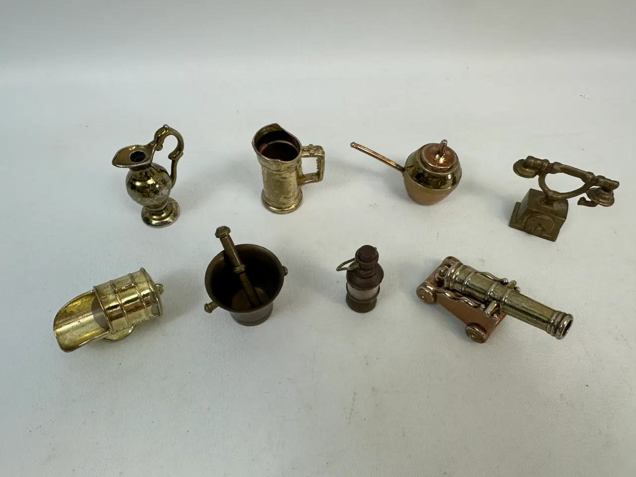 Billede 5 - 8 stk. små messsing sættekase ting 