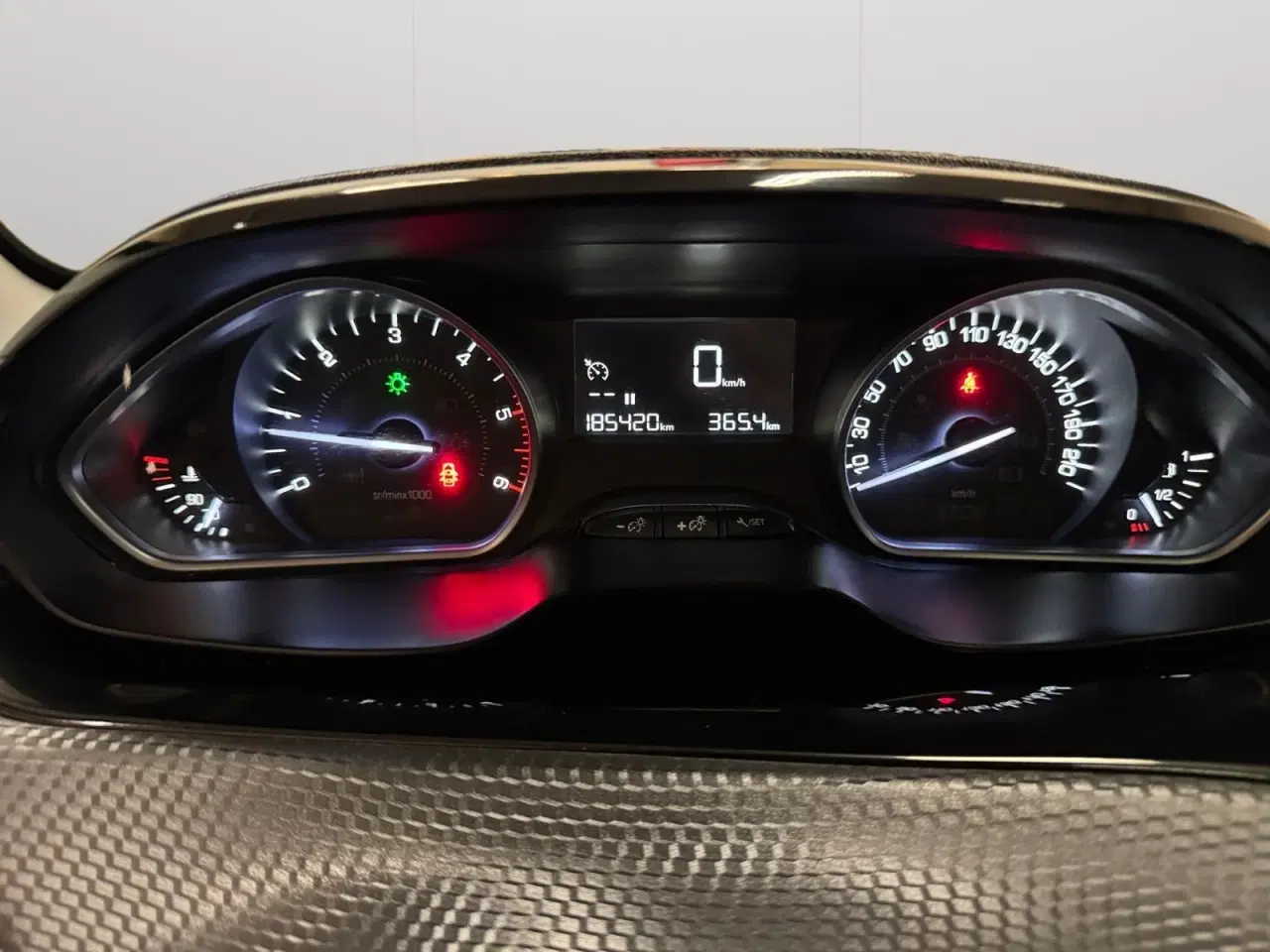 Billede 7 - Peugeot 208 1,6 BlueHDi 100 Allure Sky