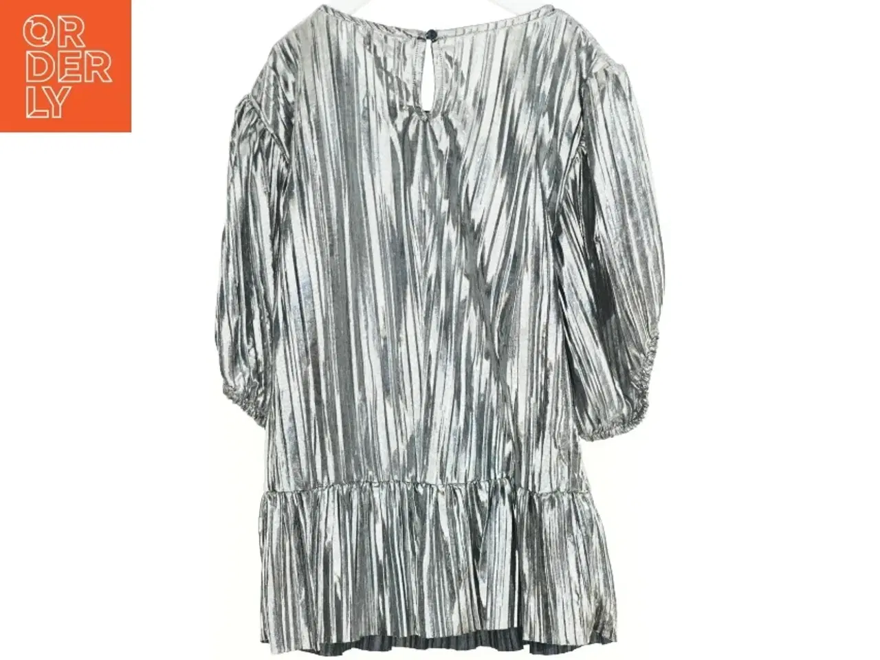 Billede 2 - Top fra Name It (str. 152 cm)