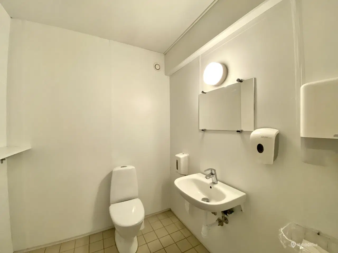 Billede 10 - 125 m² flotte istandsatte kontorlokaler til leje i Middelfart Midtpunkt