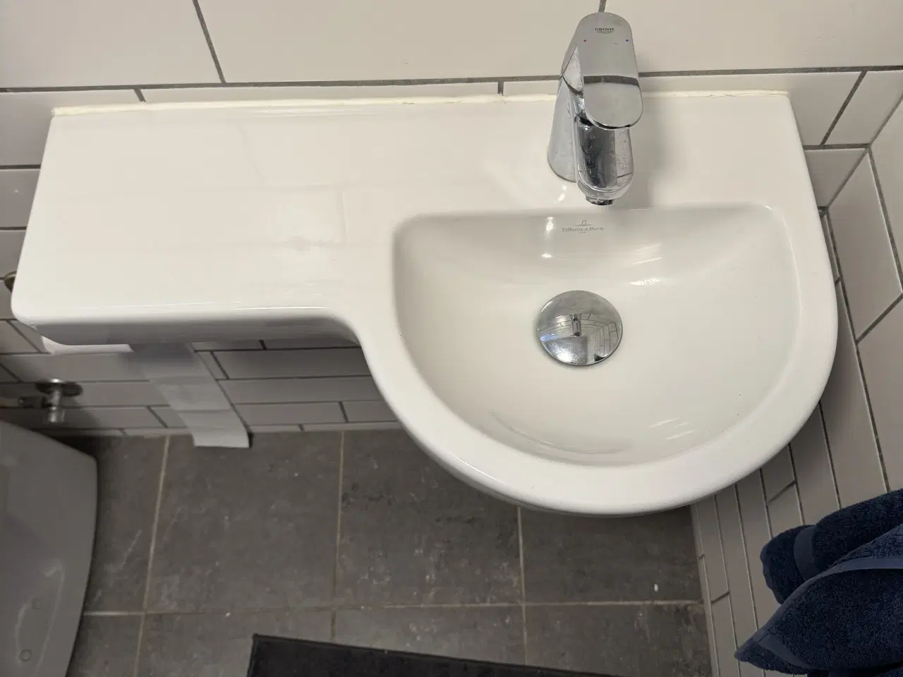 Billede 4 - Håndvask - Villeroy og Boch - lilke model