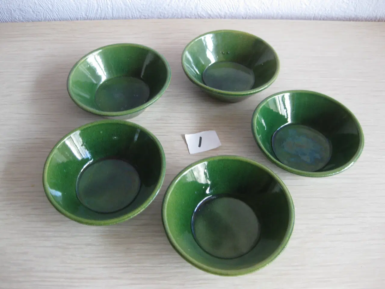 Billede 1 - Små skåle i keramik - fra "dengang" ;-)