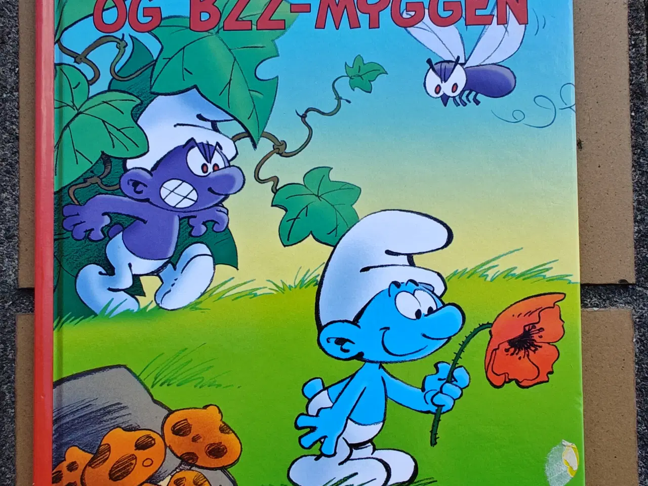 Billede 1 - Smølferne og Bzz-Myggen BOG