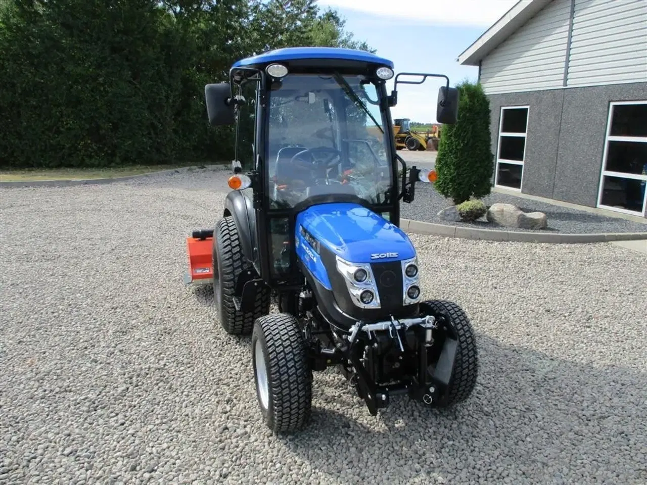 Billede 12 - Solis 26 HST Med kabine, Turf dæk og frontlift samt frontPTO