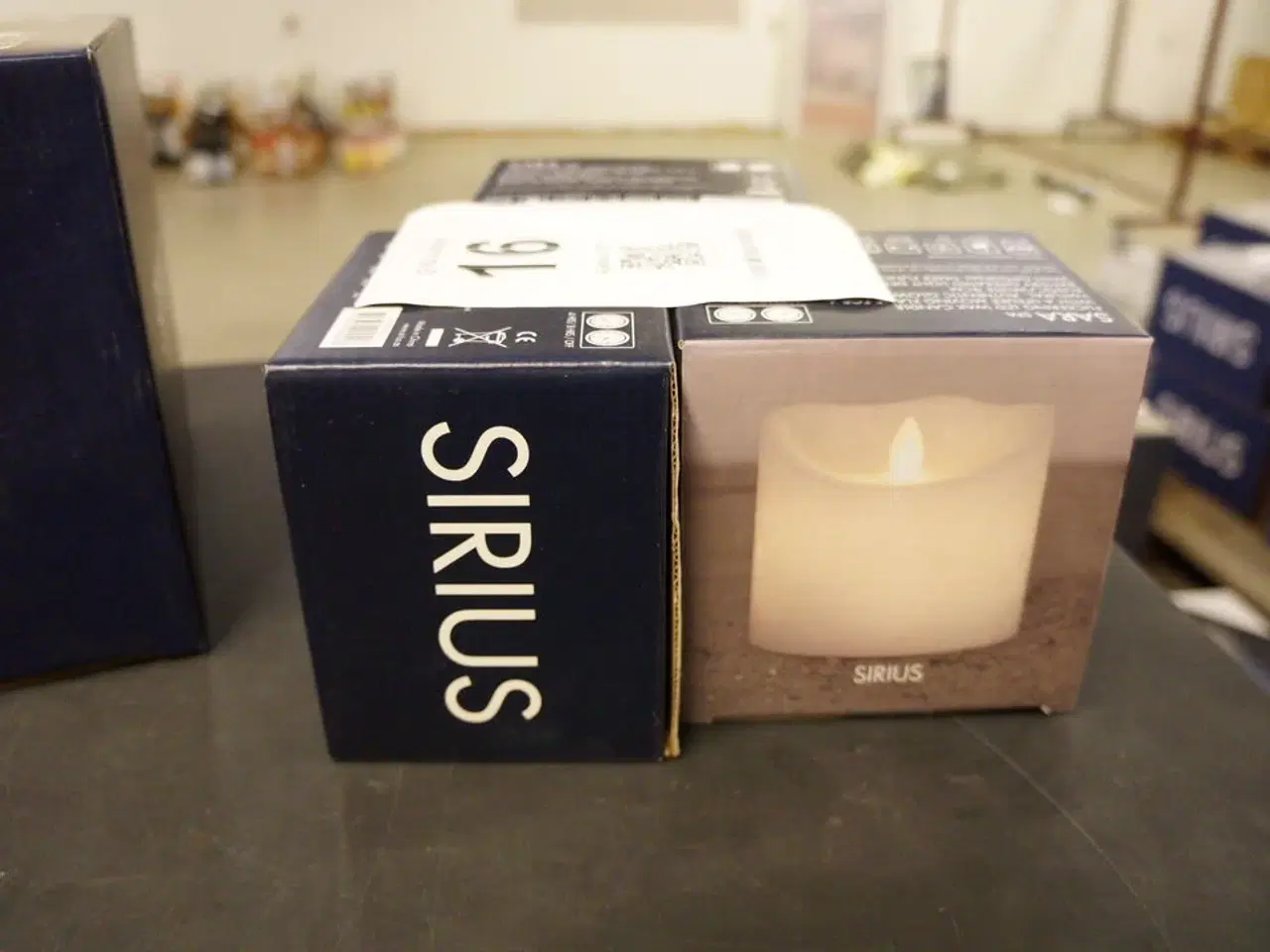 Billede 2 - 4 kasser LED lys SIRIUS