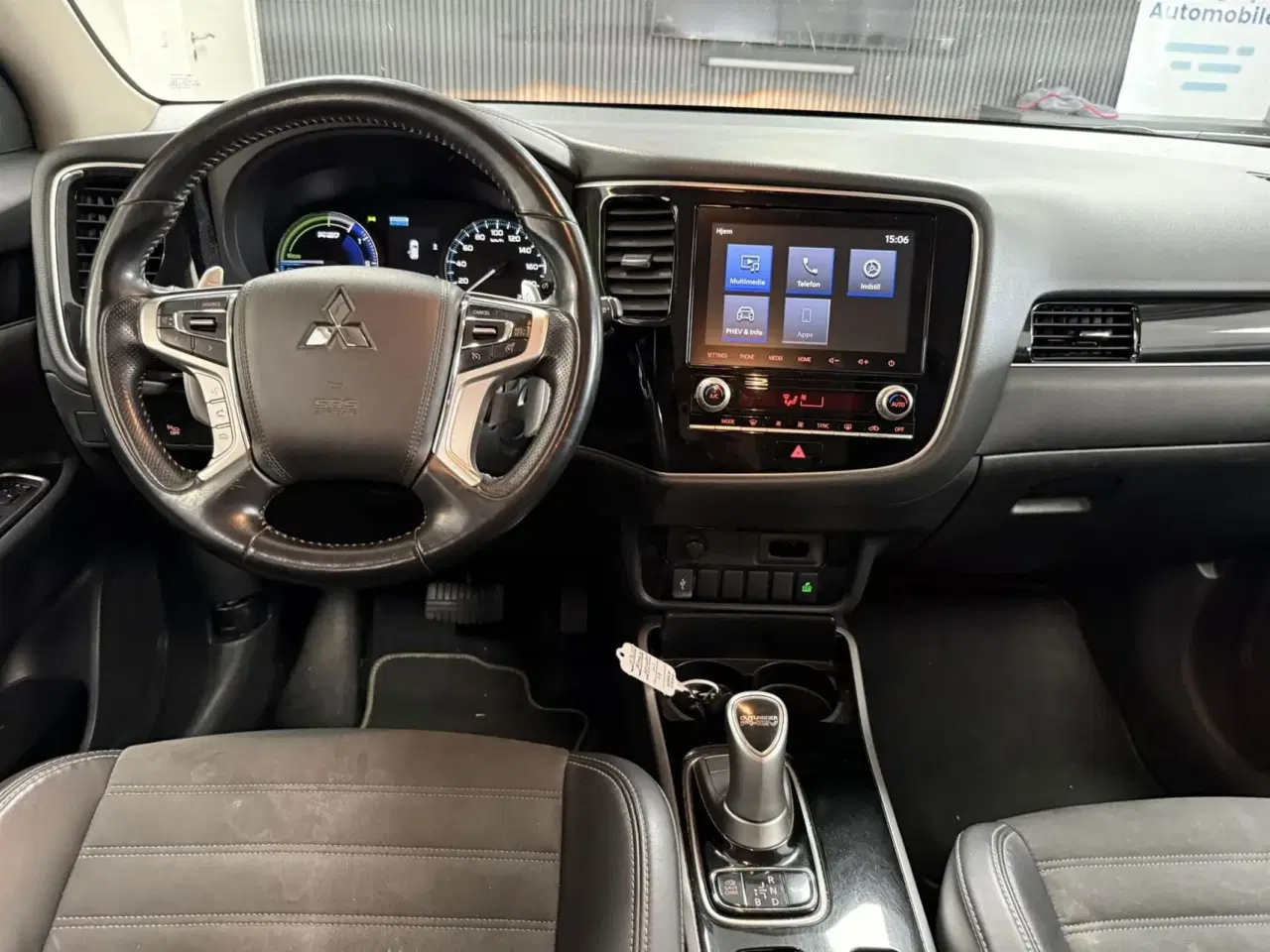 Billede 11 - Mitsubishi Outlander 2,4 PHEV  Plugin-hybrid Invite+ 4WD 224HK 5d 6g Trinl. Gear