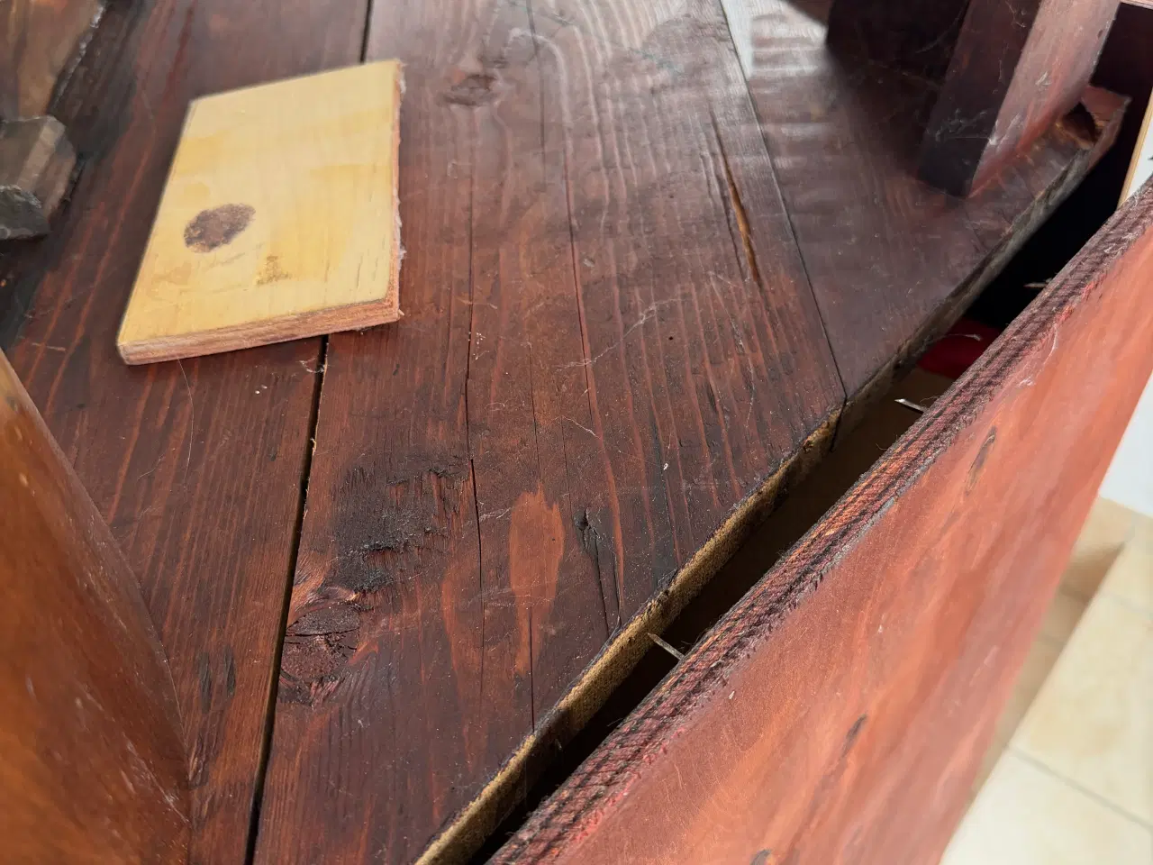 Billede 8 - Hjørneskab i fineret mahogni