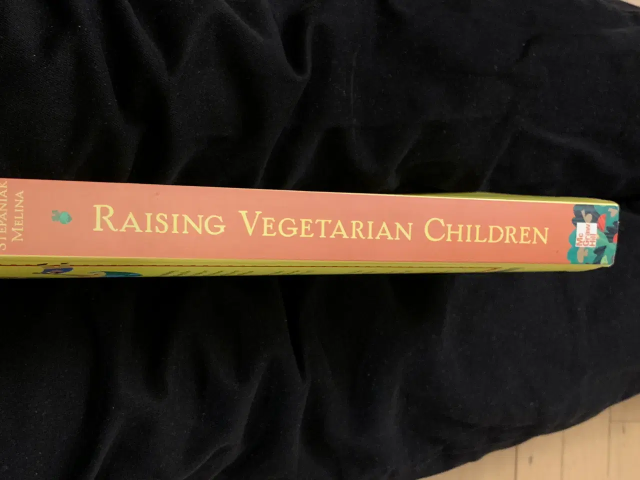 Billede 4 - Bog: Raising Vegetarian Children 