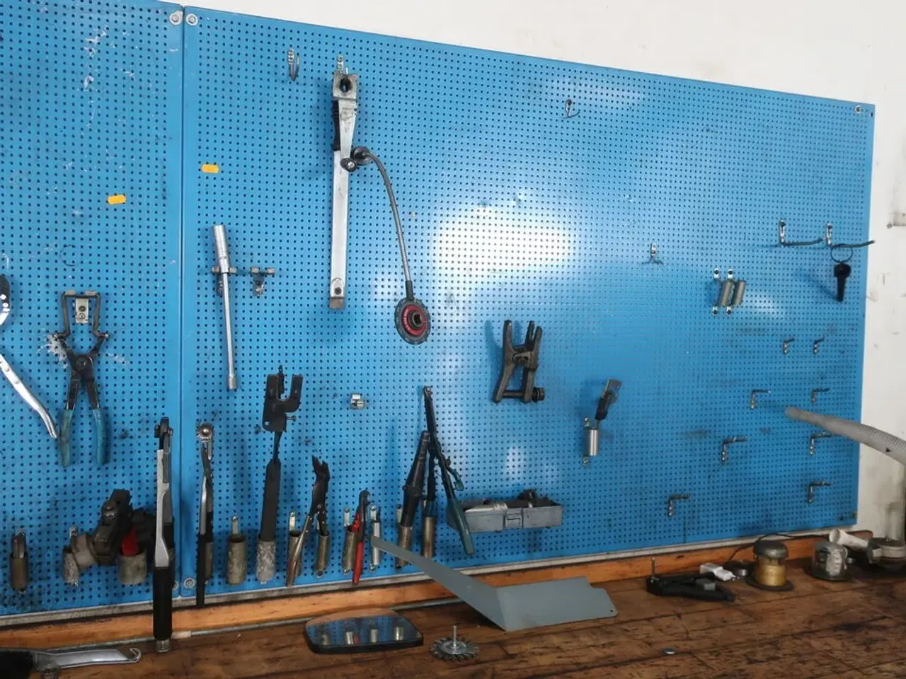 Billede 2 - 2 stk. tavler med indhold