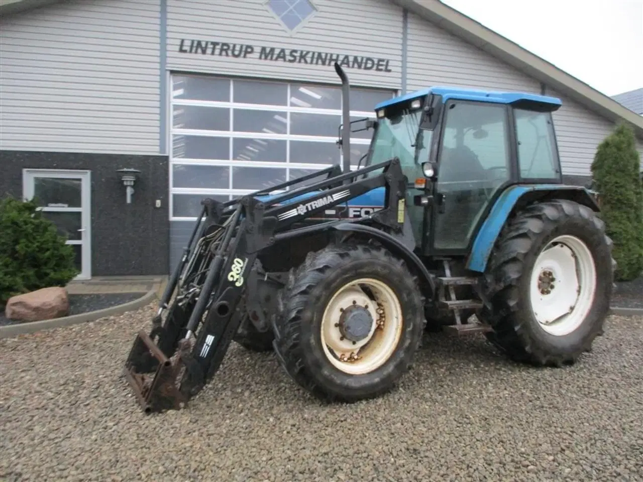 Billede 2 - New Holland 7740 SLE Turbo Med frontlæsser og frontlift.