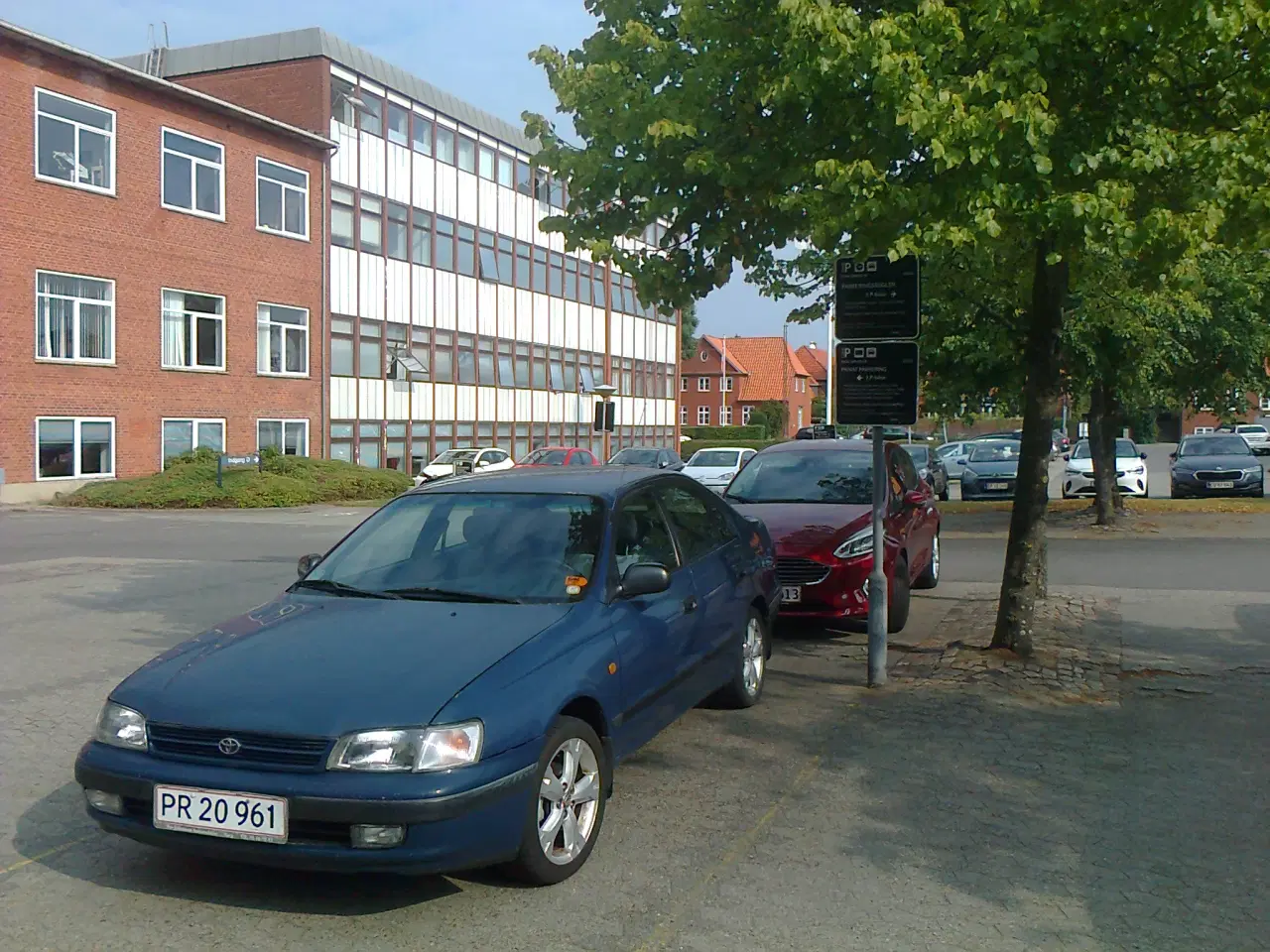 Billede 1 - Toyota Carina e