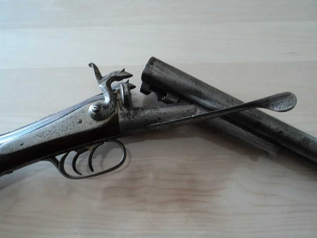 Billede 2 - Gammel jagtgevær pin fire.