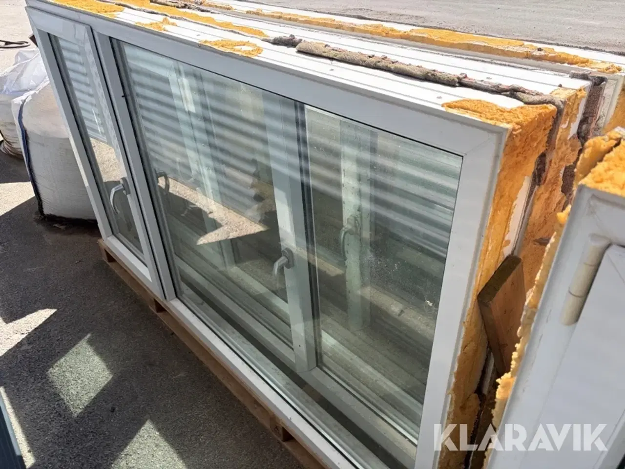 Billede 9 - Vinduer og døre plast 16 styk