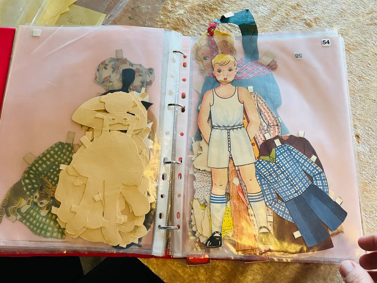 Billede 7 - Påklædnings dukker 