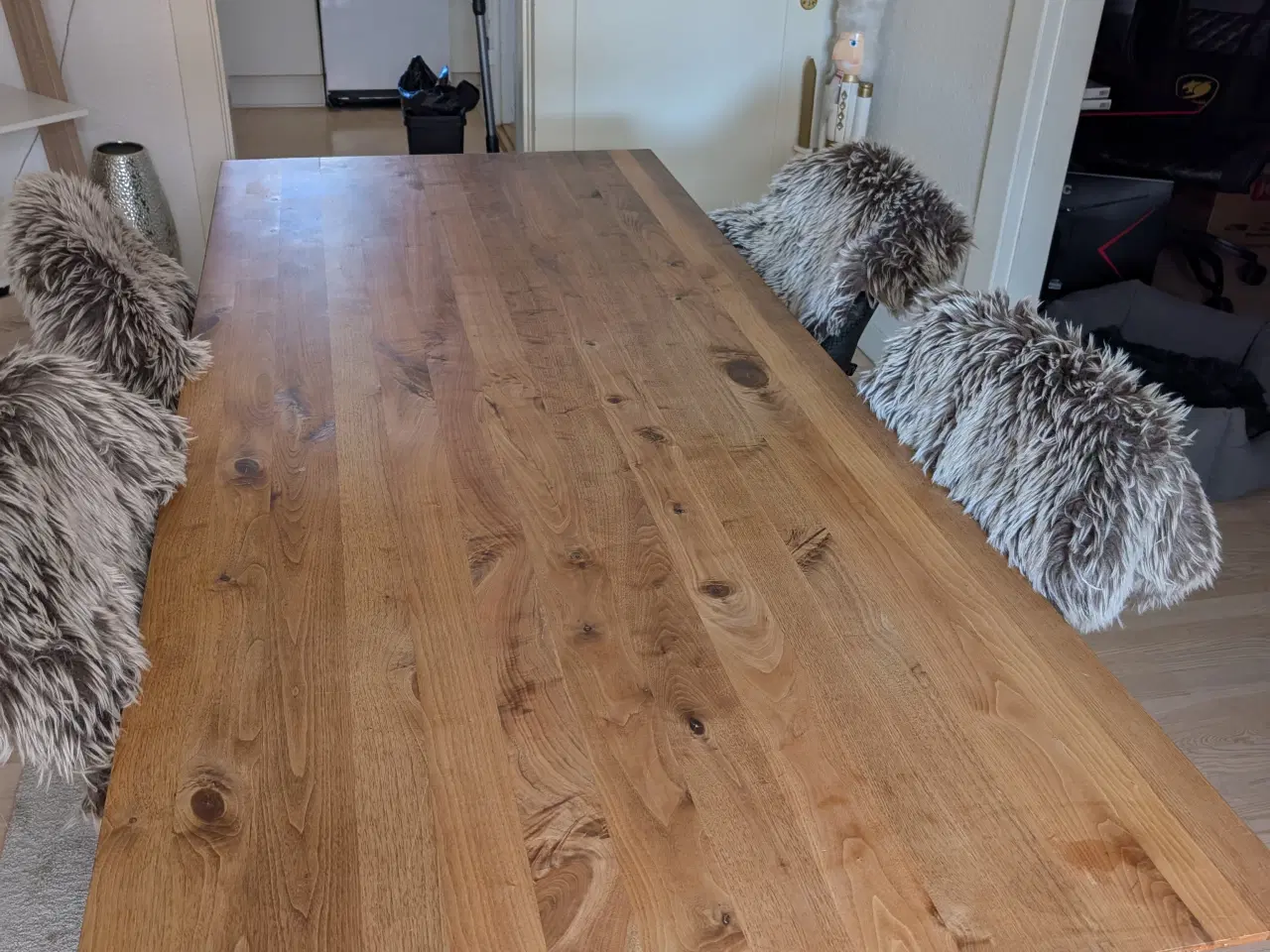 Billede 2 - spisebord i hårdt træ