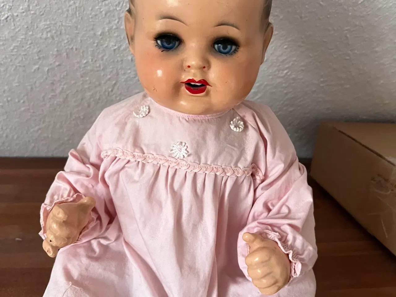 Billede 1 - Antik porcelænsdukke - byd på prisen