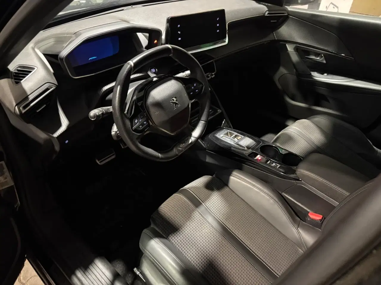 Billede 4 - Peugeot e-2008 50 GT