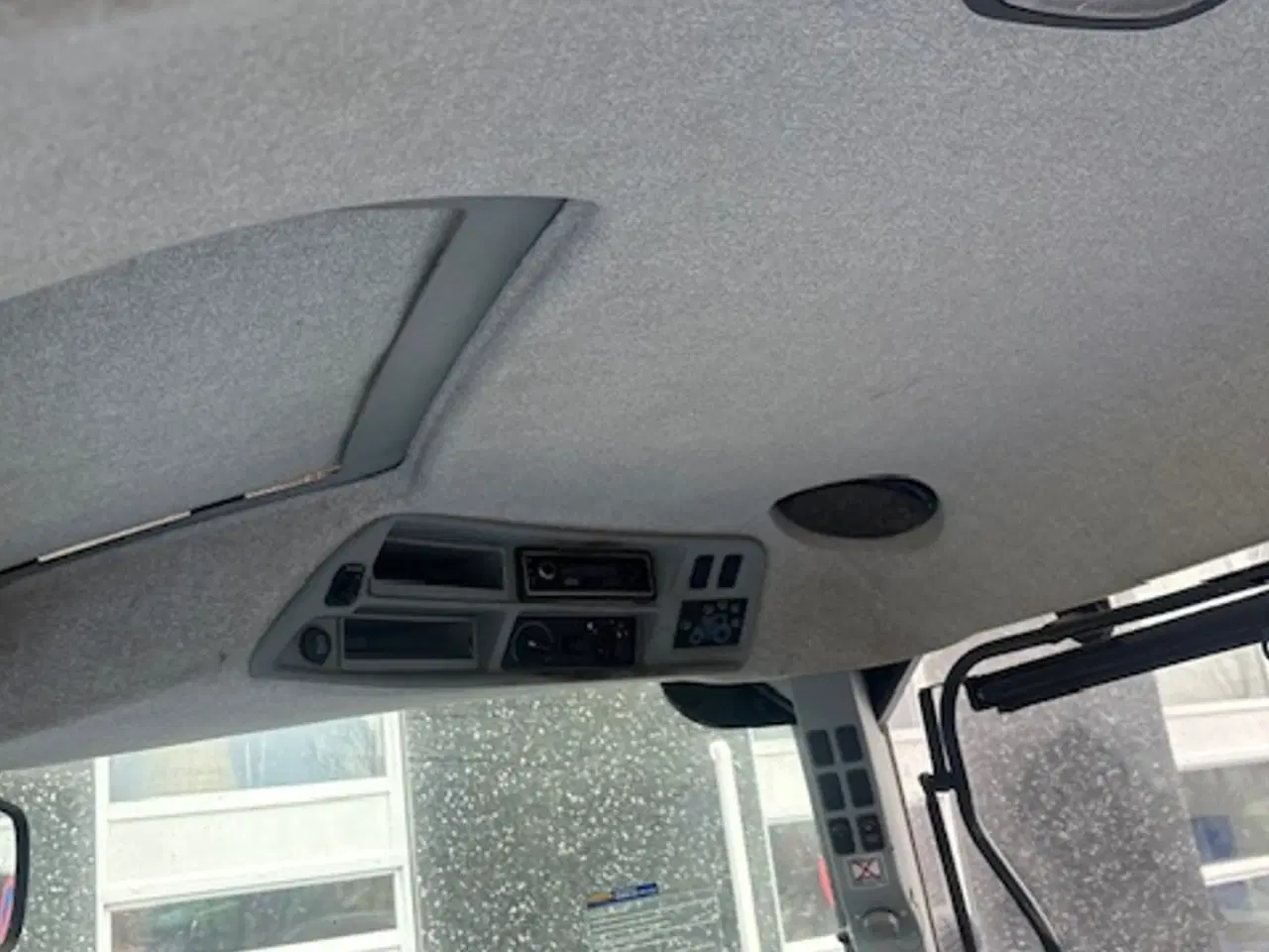 Billede 14 - New Holland T.6155 ENEJERS. KUN 4163 TIMER. M. FULD FRONTVÆGT.