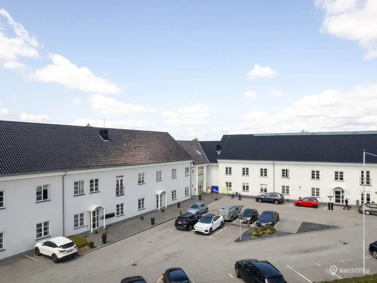 Billede 3 - UDLEJES: Lyst og rummeligt kontor i velholdt ejendom i Hvidovre