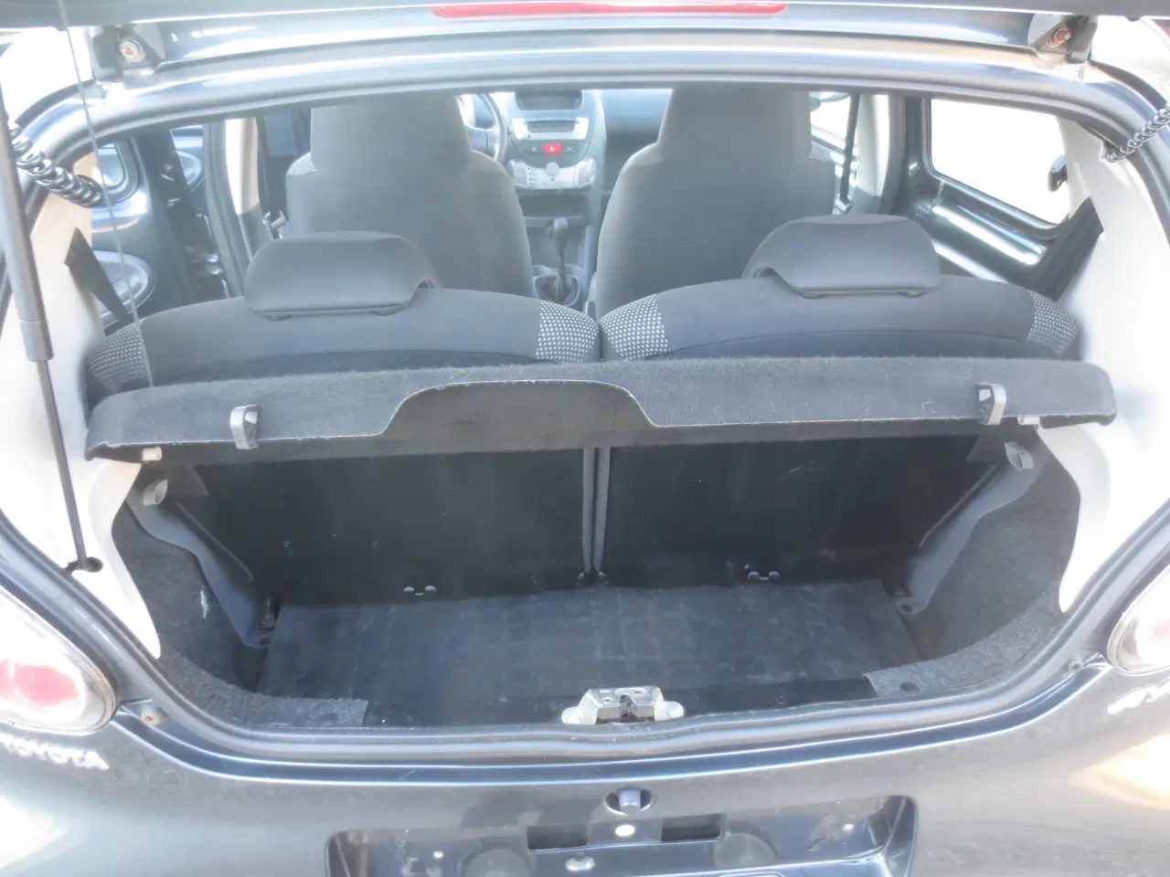 Billede 9 - Toyota Aygo  1.0 i Årg 11.  Synet i 25