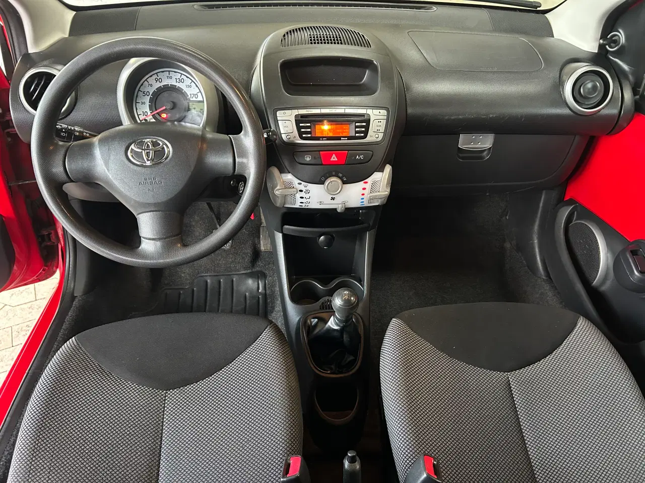 Billede 8 - Meget flot Aygo 420 kr/halvårlig afgift