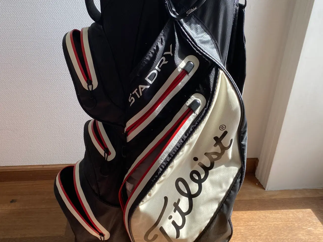 Billede 2 - Titleist vognbag