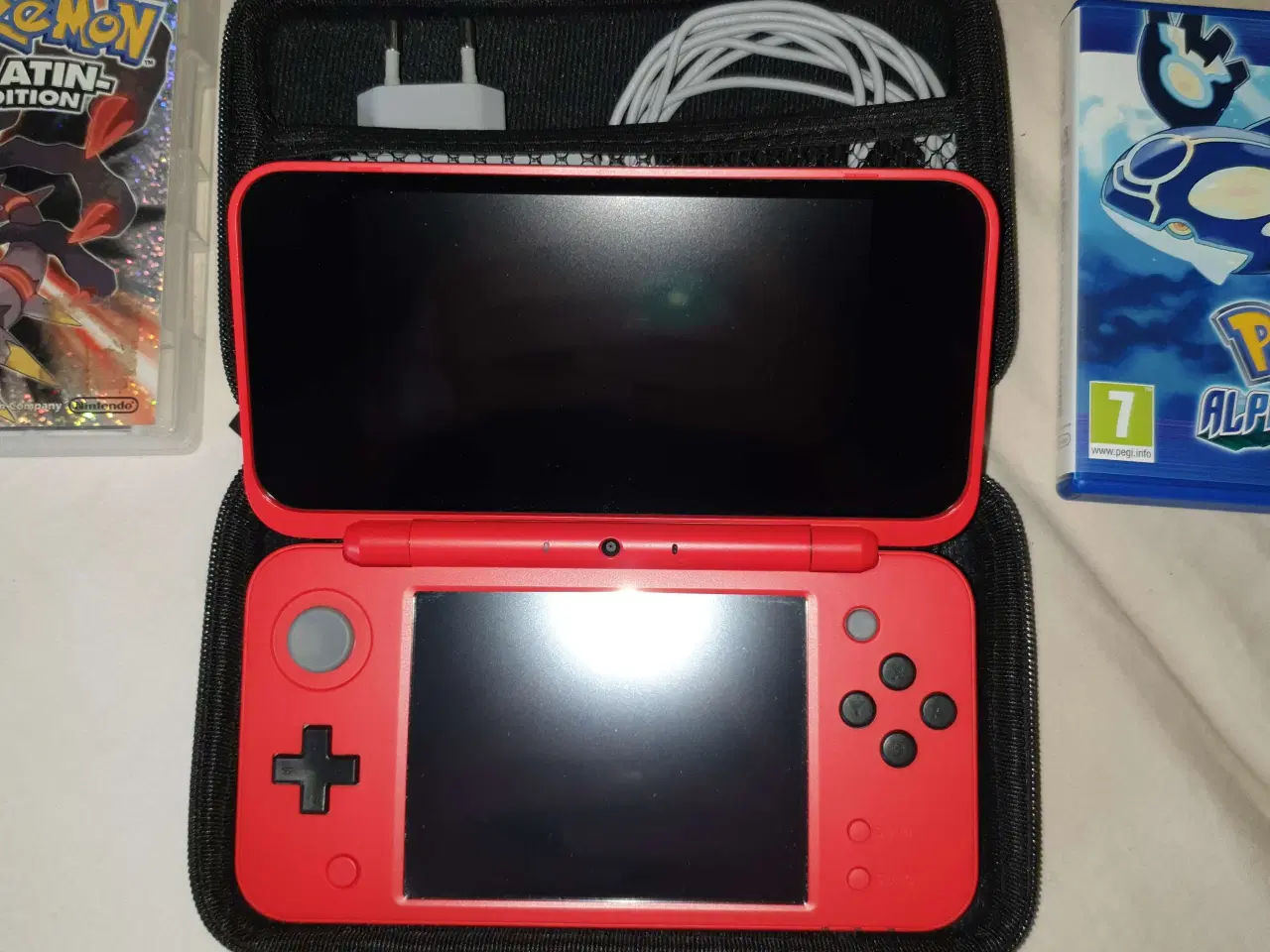 Billede 2 - Nintendo 2DS XL Pokémon inkl. case & spil