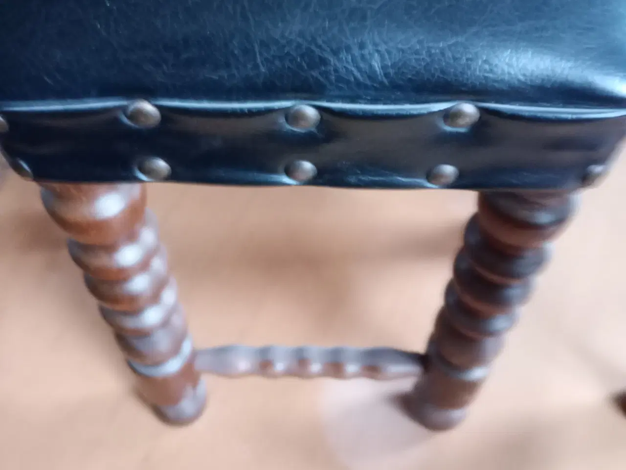 Billede 7 - 2 gamle skamler