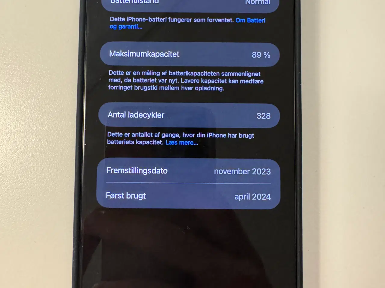Billede 6 - Stor iPhone 15 Pro Max i flot stand