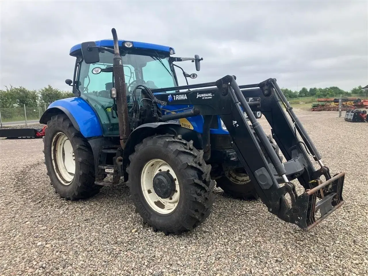 Billede 1 - New Holland T 6030 DK ELITE MED LÆSSER elektrisk joystik