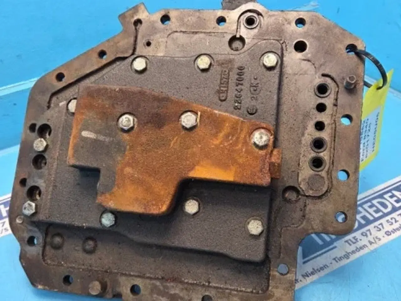 Billede 6 - Ford 8340 Dæksel F3NN7Z479